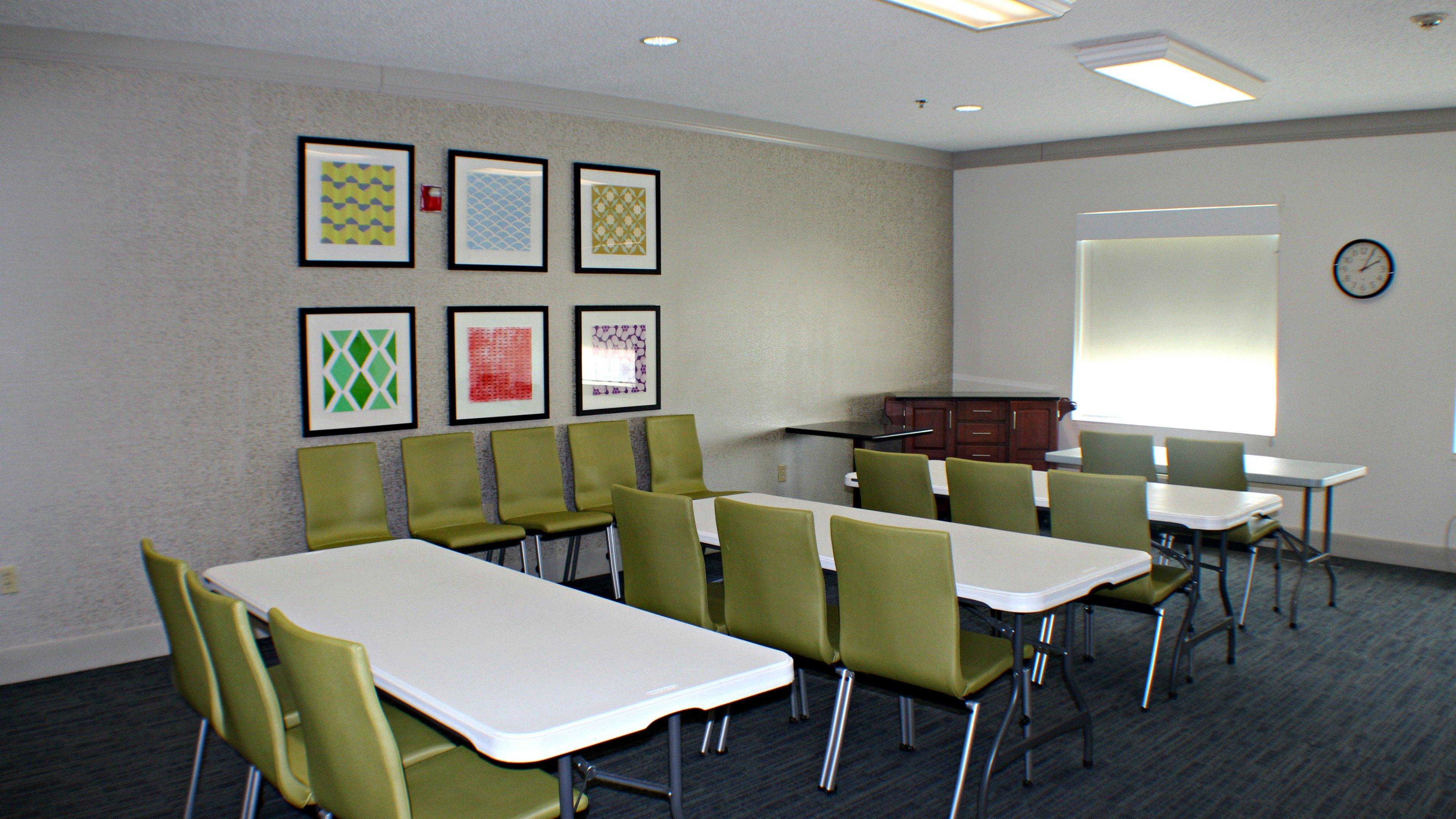 Holiday Inn Express Hotel & Suites Plainview By Ihg Экстерьер фото